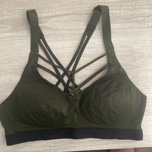 Victoria Sport Sports Bra